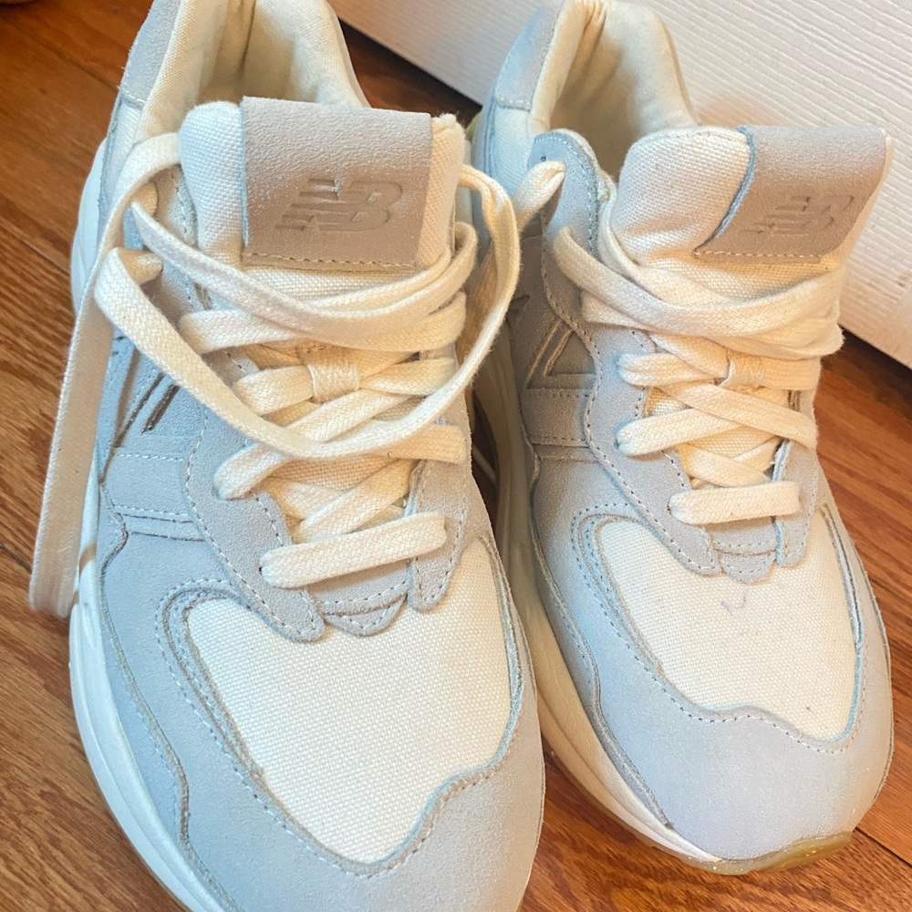 New Balance Kids' Cream and Light Gray Sneakers